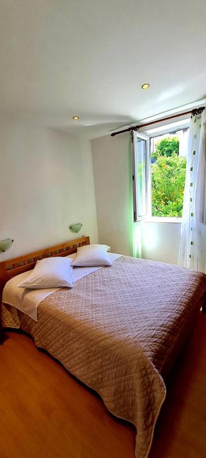 Bed & Breakfast Dionis 비스 외부 사진
