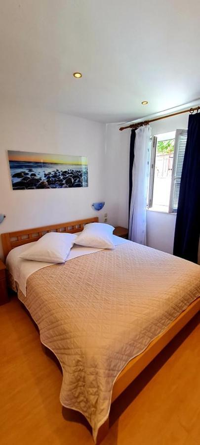 Bed & Breakfast Dionis 비스 외부 사진