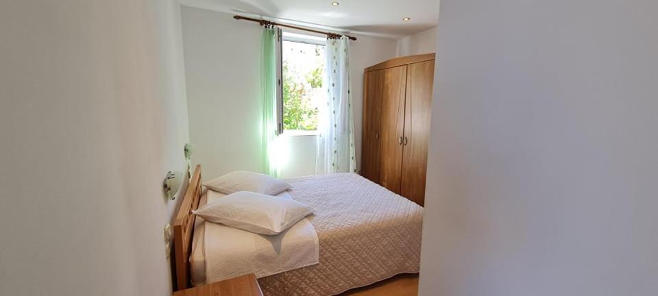 Bed & Breakfast Dionis 비스 외부 사진